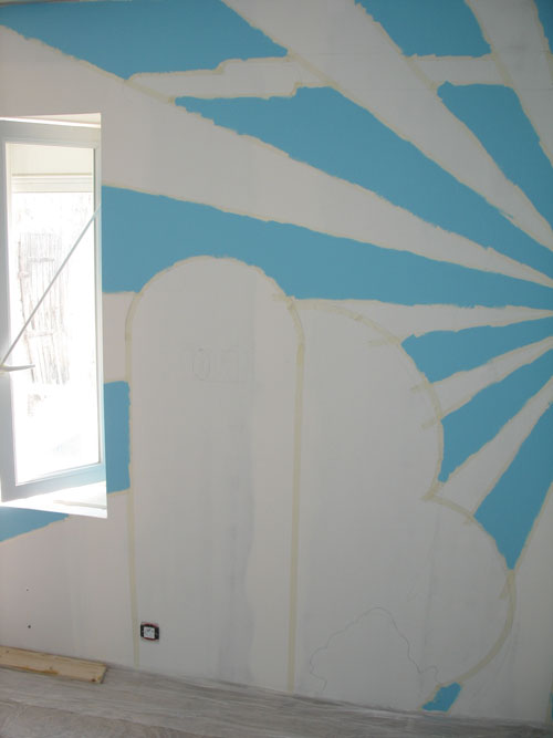Une chambre de bébé aux couleurs de mario bros Peinture chambres enfants mur bleu meuble bleu